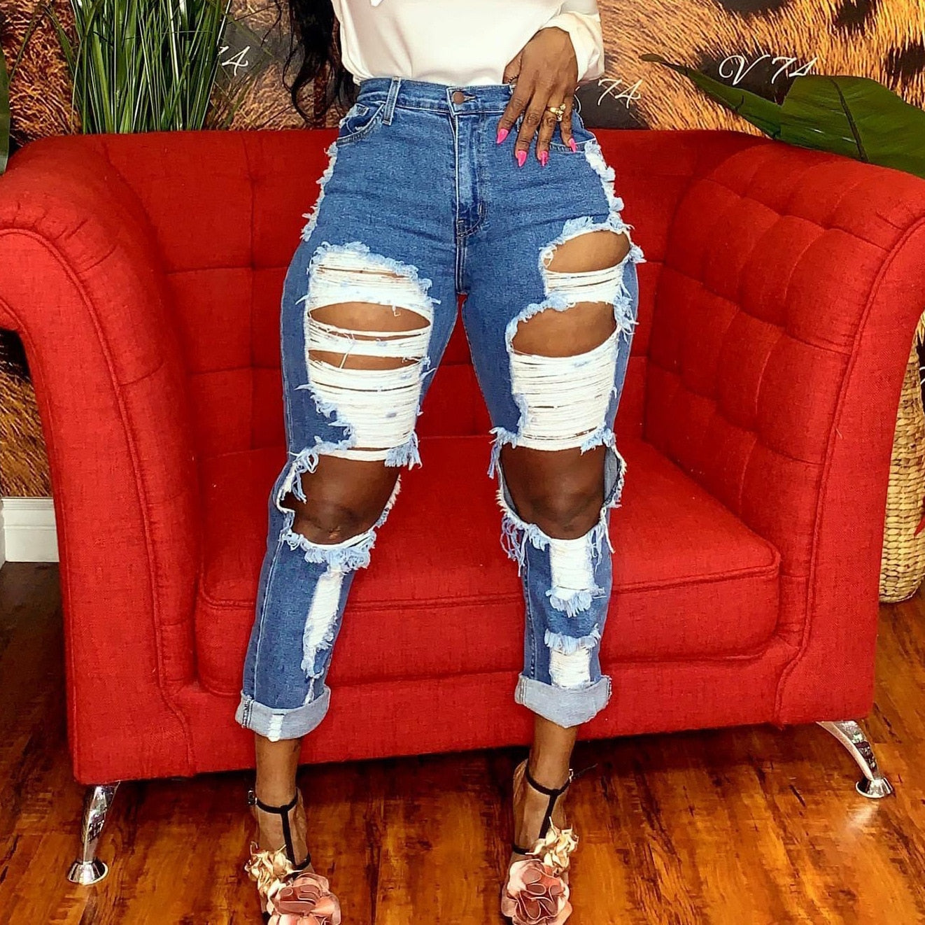 Ladies Trendy High Waist Ripped Jeans