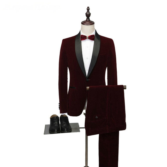 The Elegant Man's Suit with Formal Peaked Lapel